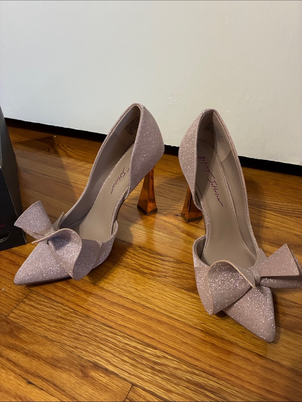 Sparkle Bow Pointed-Toe Heels in Dusty Rose